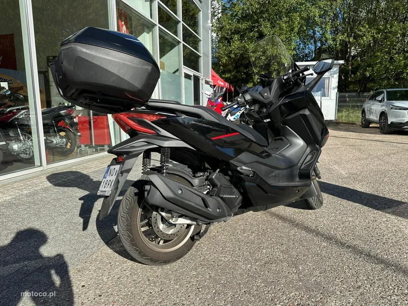 Honda NSS 4