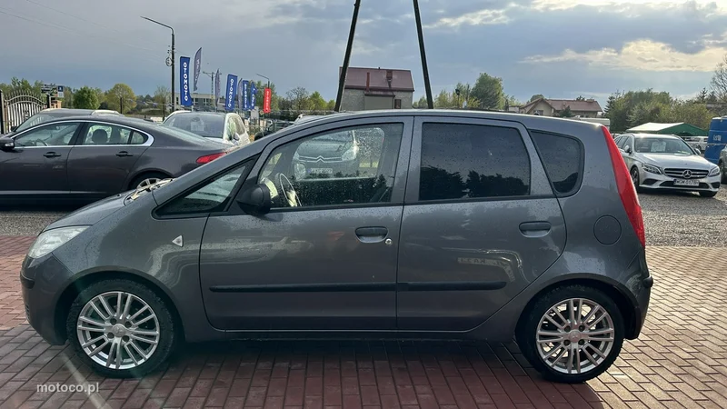 Mitsubishi Colt 8