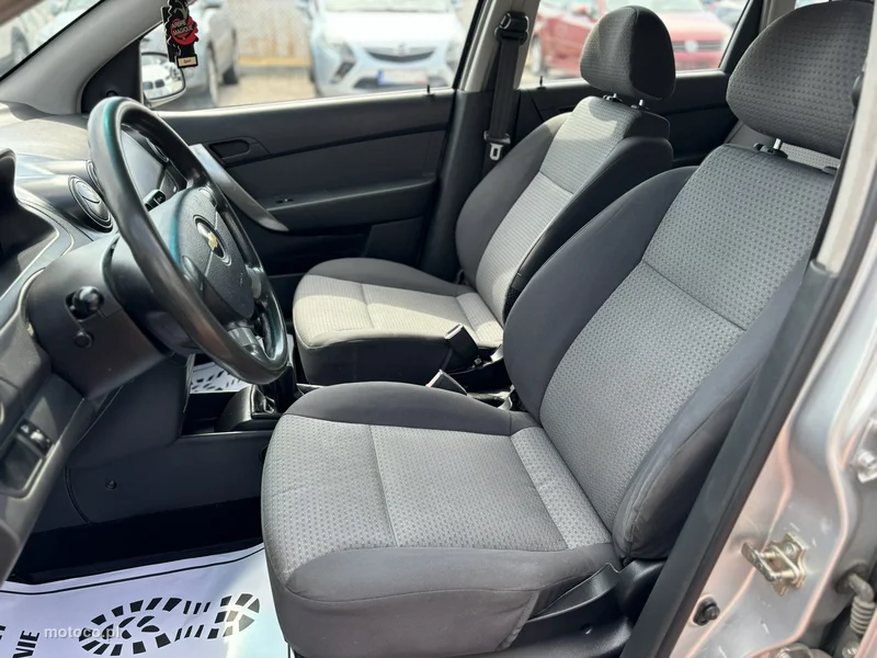 Chevrolet Aveo 15