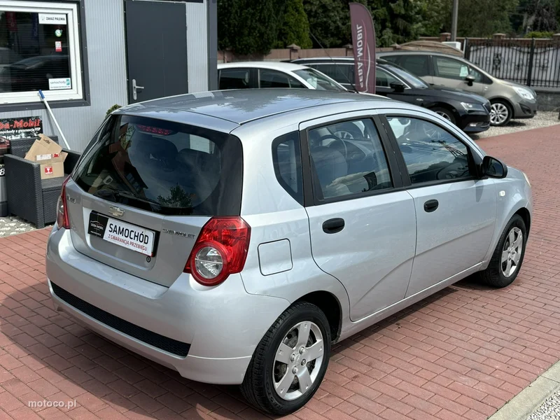 Chevrolet Aveo 8