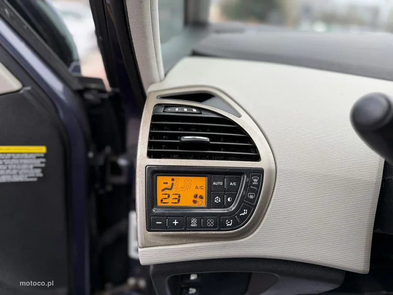 Citroen C4 Grand Picasso 16