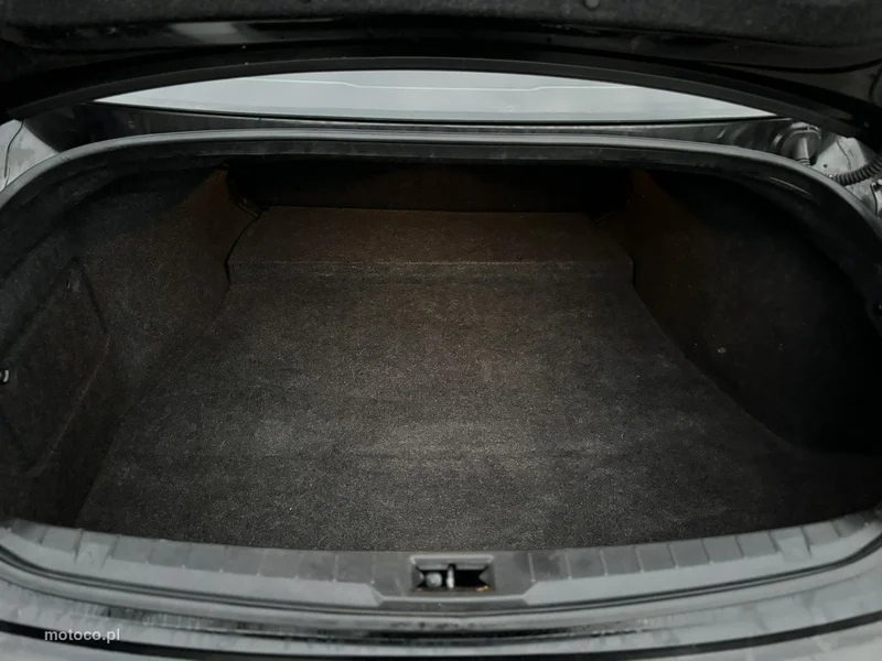 Infiniti Q60 26