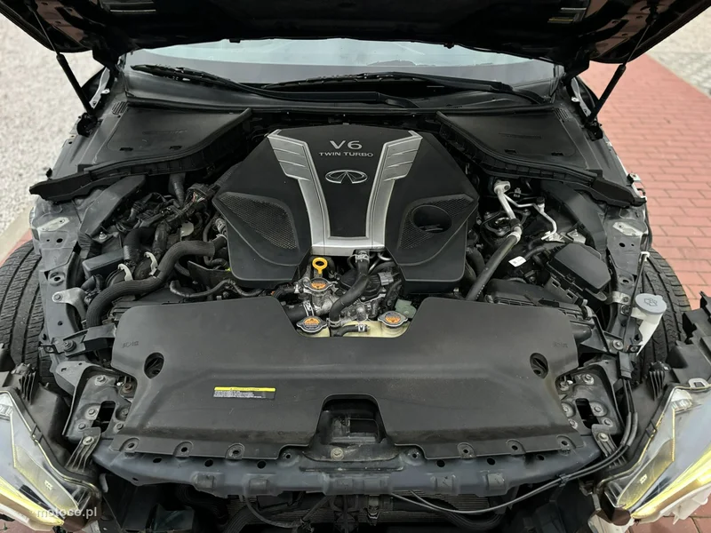 Infiniti Q60 27