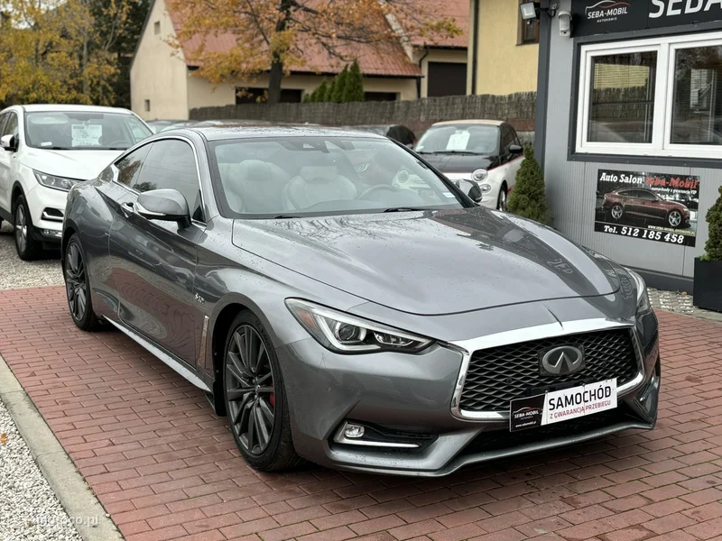 Infiniti Q60 4