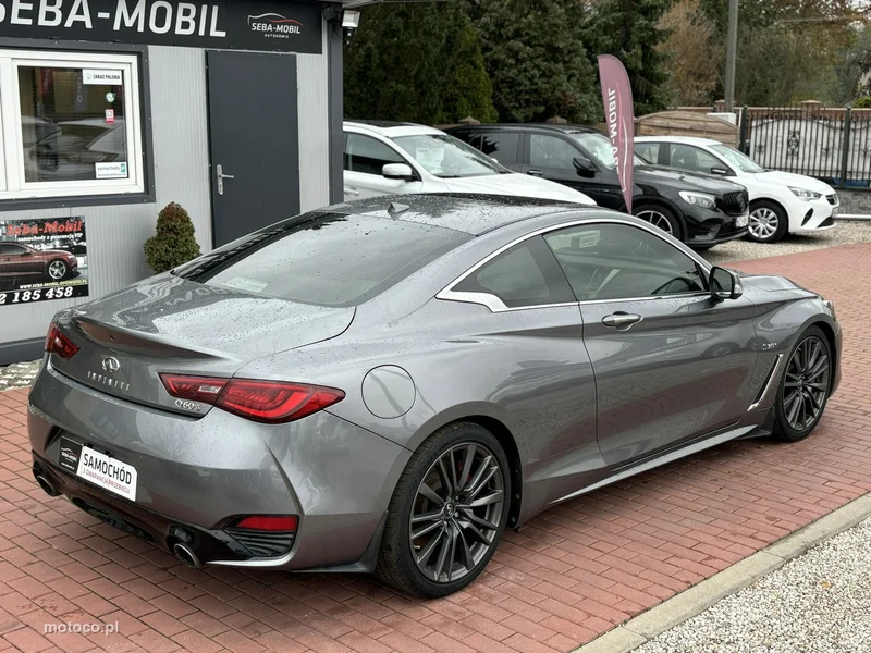 Infiniti Q60 8