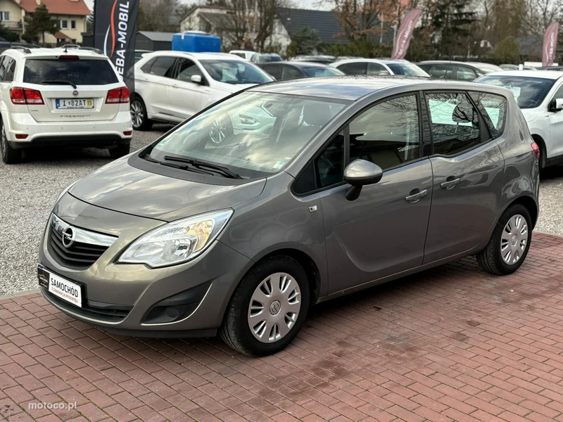 Opel Meriva B 2