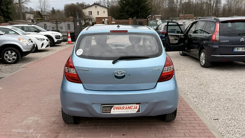 Hyundai i20 8