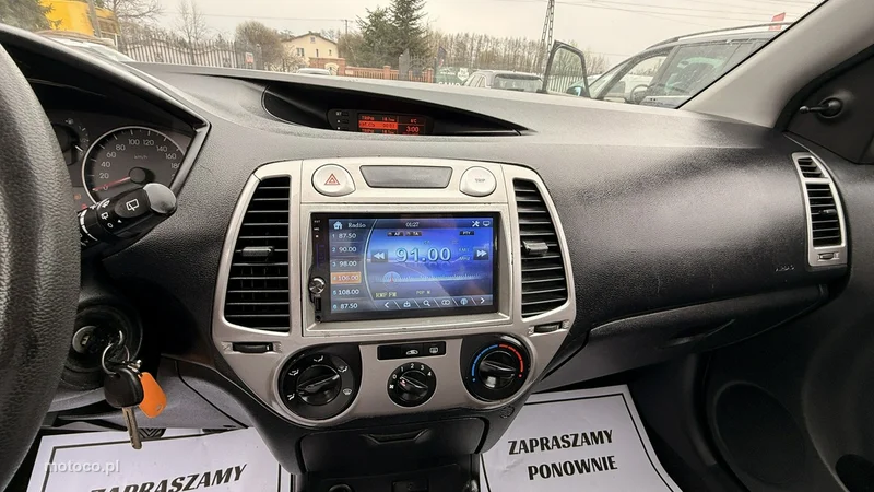 Hyundai i20 10