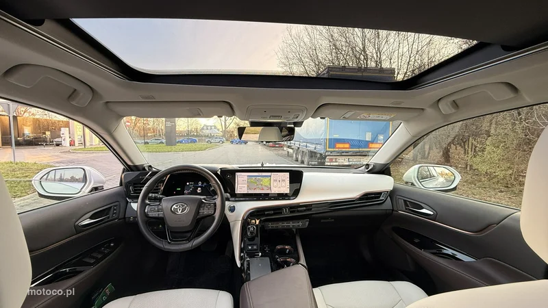 Toyota Mirai 12