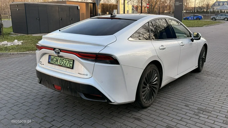 Toyota Mirai 8