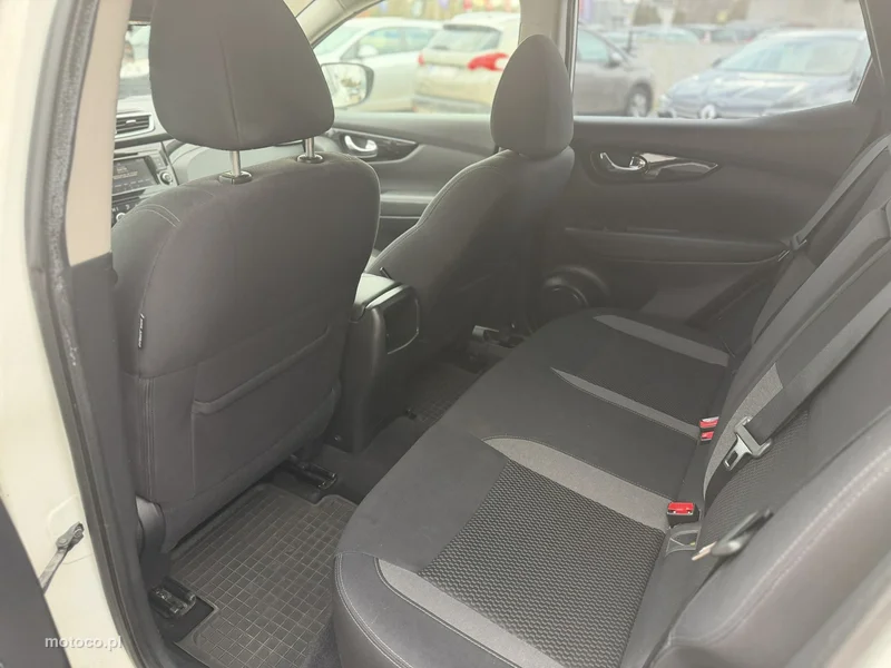 Nissan Qashqai 24