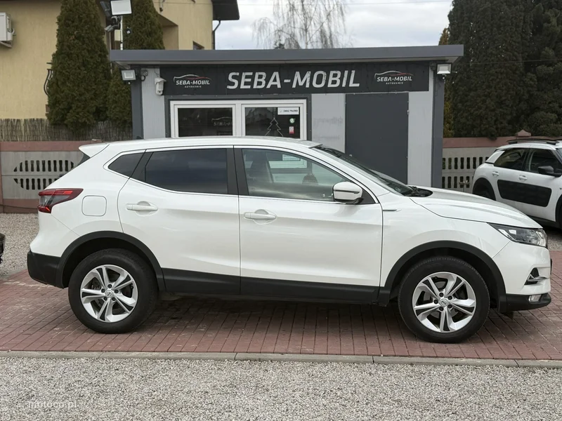 Nissan Qashqai 9