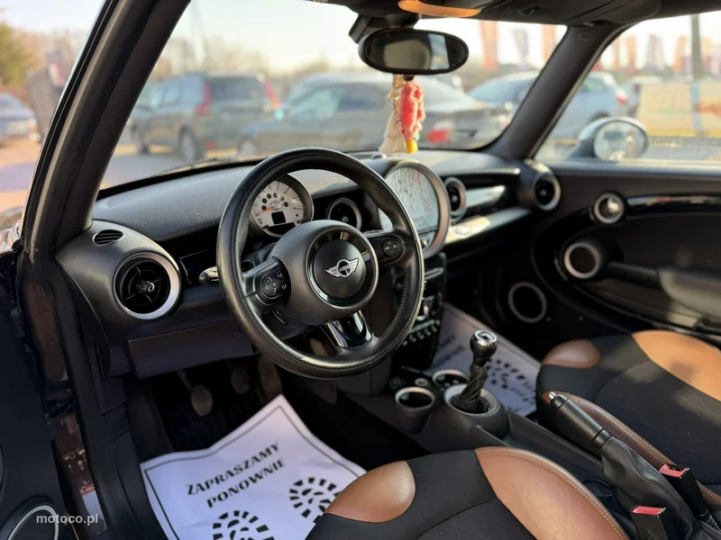 MINI Cooper 16