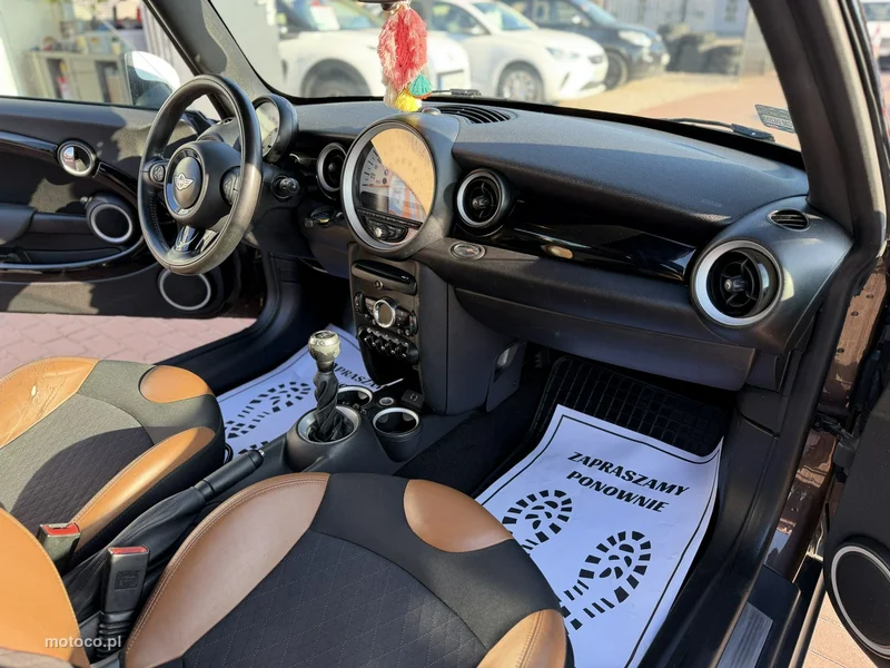 MINI Cooper 26