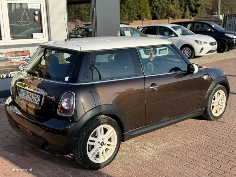 MINI Cooper 10