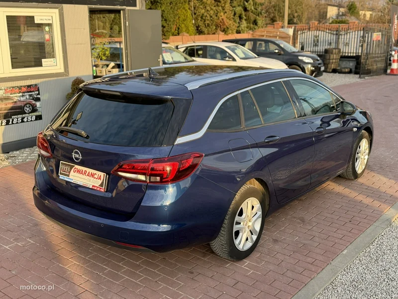 Opel Astra Sports Tourer 8