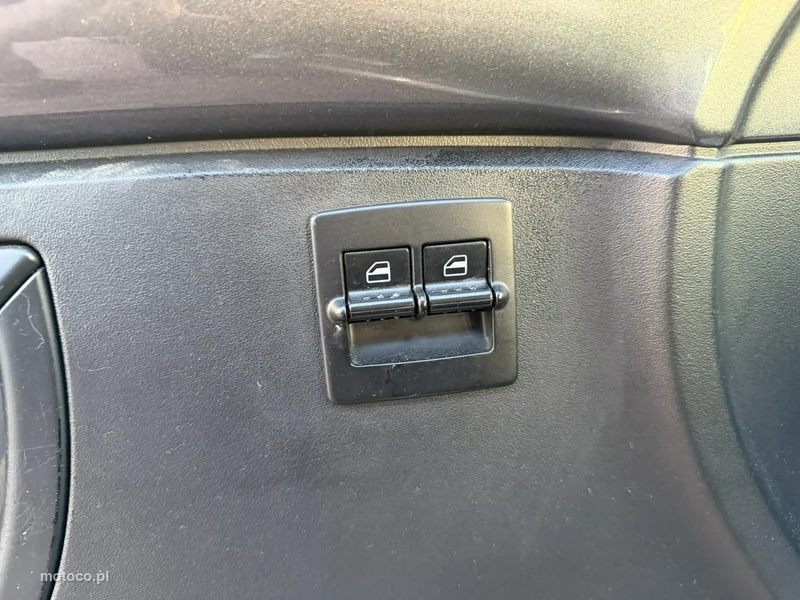 Volkswagen New Beetle 15