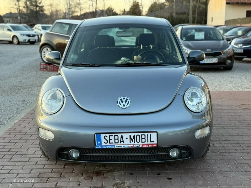 Volkswagen New Beetle 3