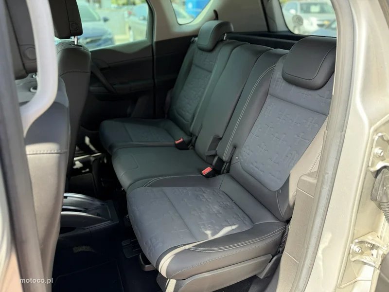 Opel Meriva B 24