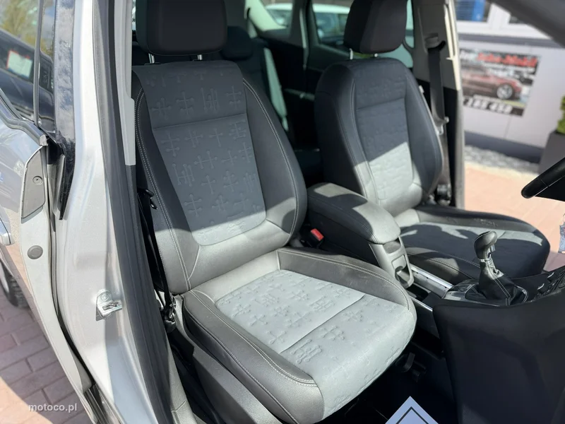 Opel Meriva B 29