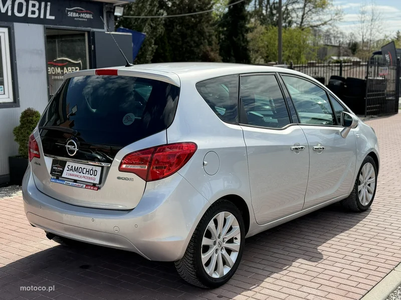 Opel Meriva B 7