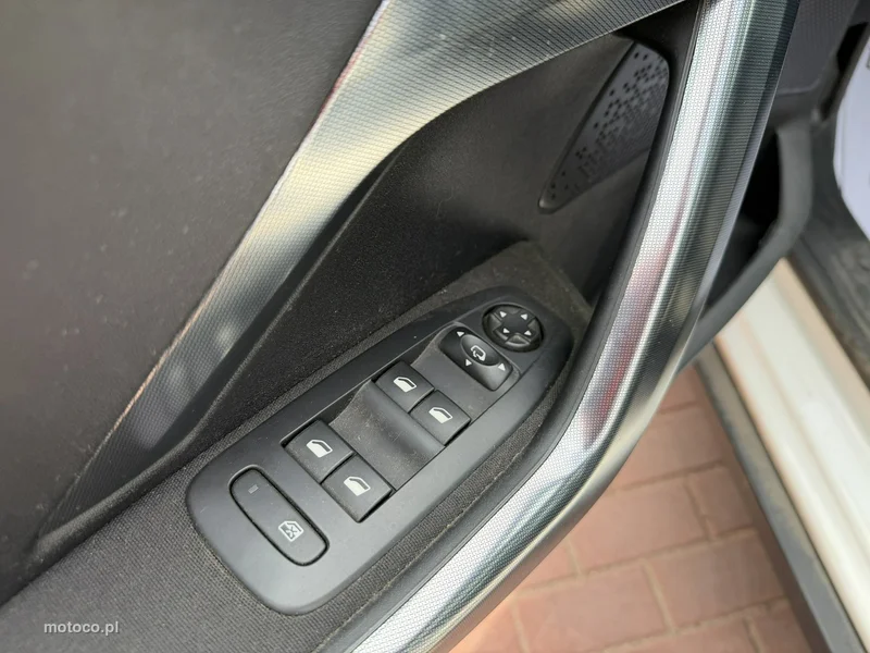 Peugeot 2008 14
