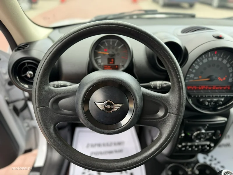MINI Countryman 16