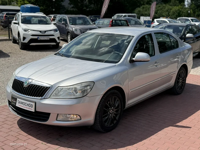 Skoda Octavia II 2