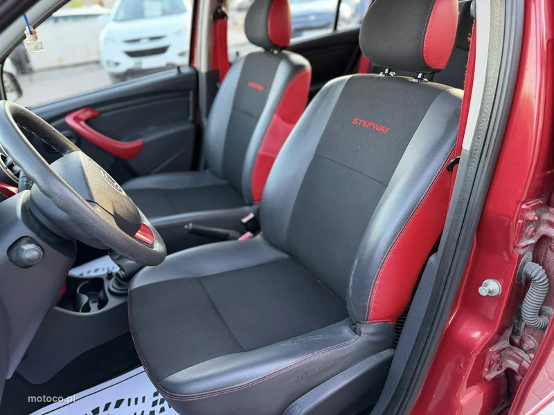 Dacia Sandero Stepway 14