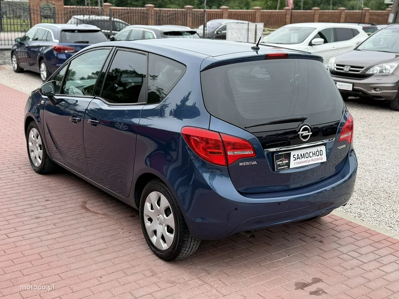 Opel Meriva B 11
