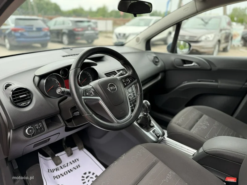 Opel Meriva B 13