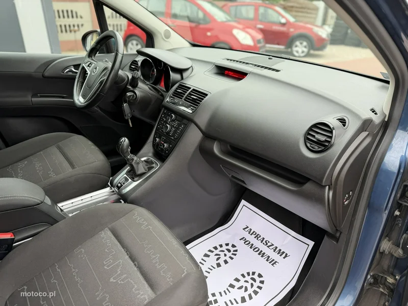 Opel Meriva B 28