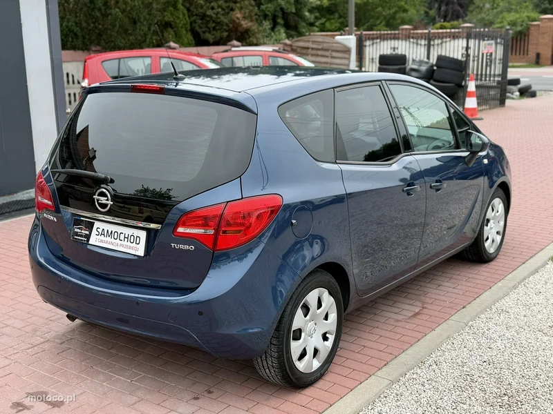 Opel Meriva B 8