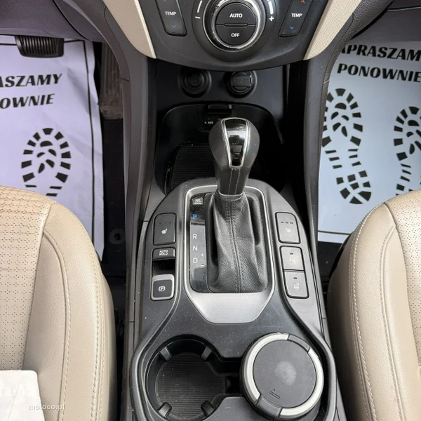 Hyundai SANTA FE 15