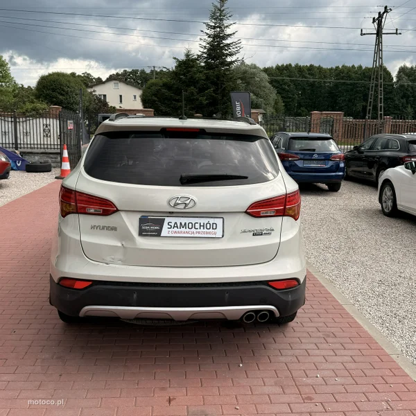 Hyundai SANTA FE 4