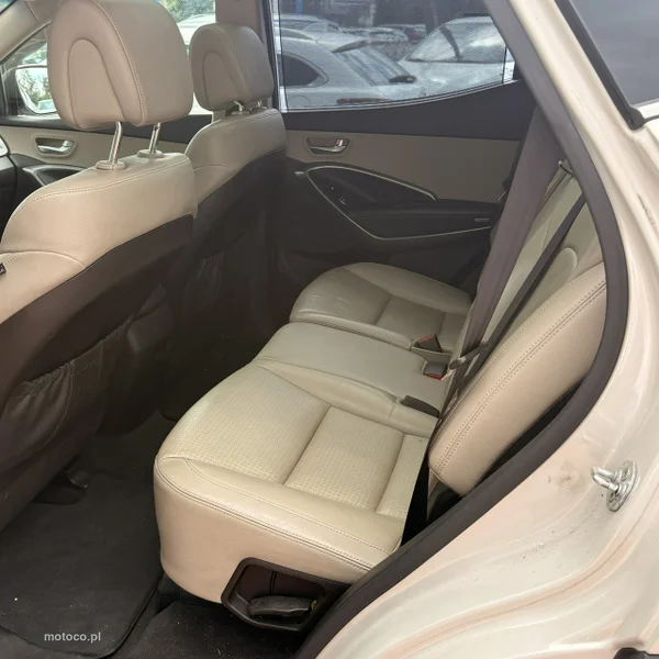 Hyundai SANTA FE 7