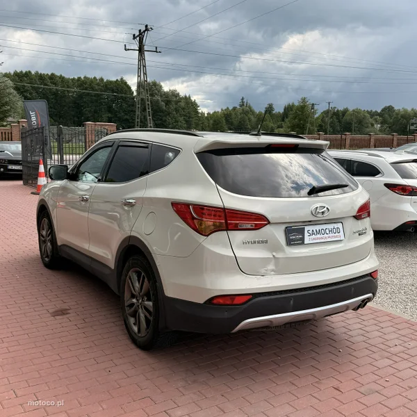 Hyundai SANTA FE 9