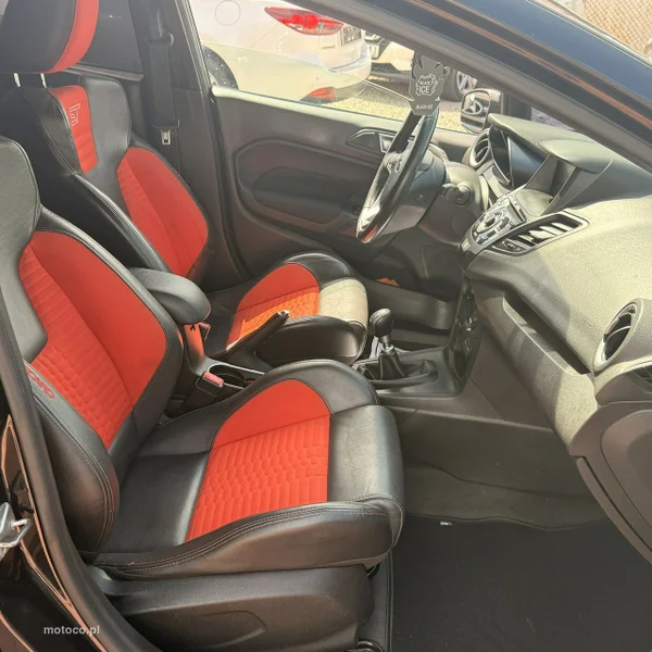Ford Fiesta VI 9