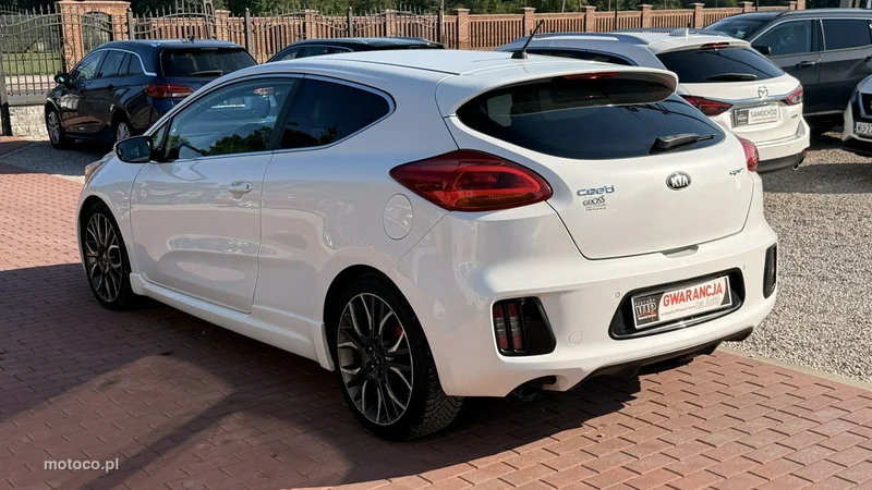 Kia Cee'd 9