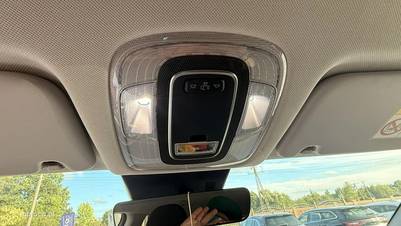 Hyundai KONA 19
