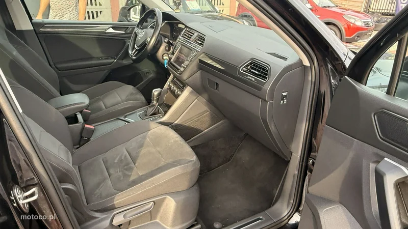 Volkswagen Tiguan AD 13