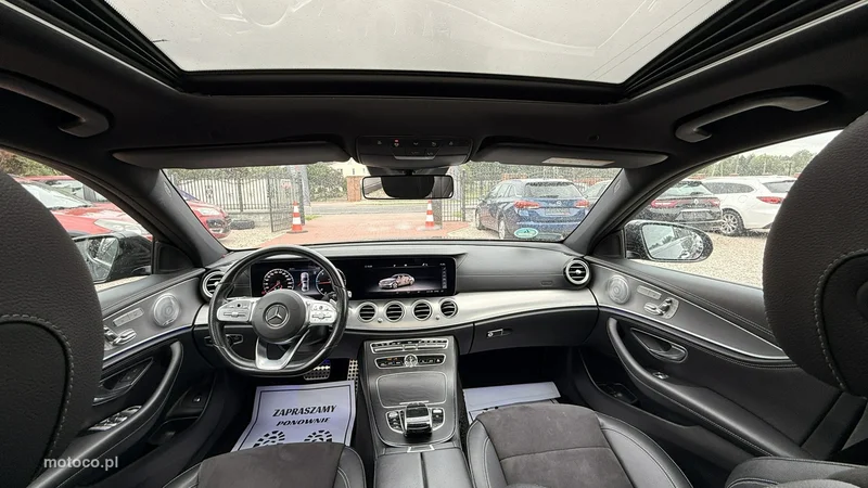 Mercedes-Benz Klasa E W213 E 300 13