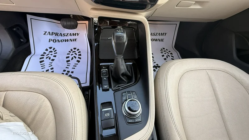 BMW X1 F48 22