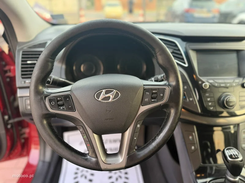 Hyundai i40 19