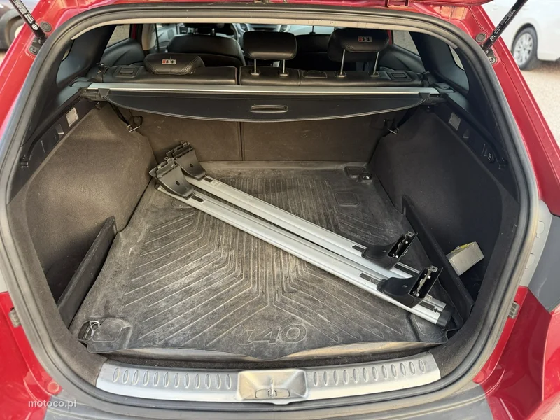 Hyundai i40 24