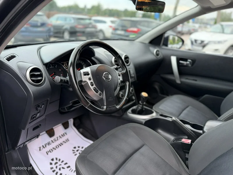 Nissan Qashqai+2 13