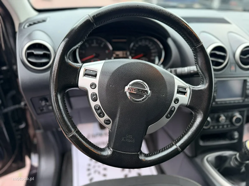 Nissan Qashqai+2 16