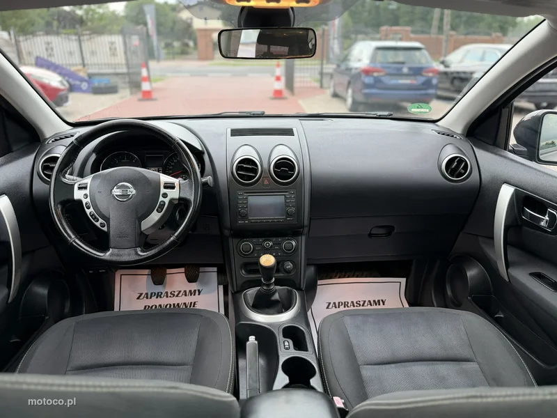 Nissan Qashqai+2 22