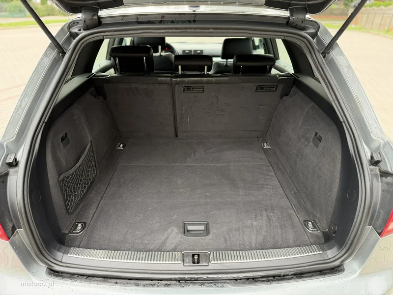 Audi A4 B7 32