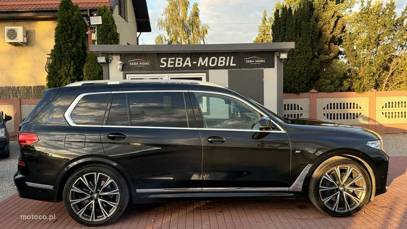 BMW X7 G07 19
